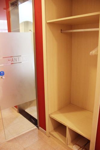 Hanting Express Yingkou Bayuquan Century Square Branch in Yingkou, People's Republic of China