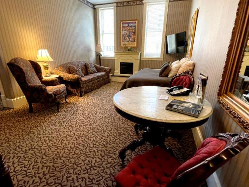Celebrity Hotel and Casino - photo 6