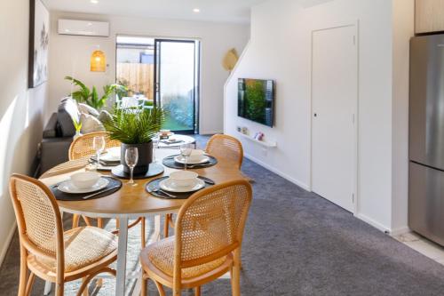 Garden City Getaway 4 Bed Sofa Beds — 4-Star Luxury Hotel in Christchurch, New Zealand