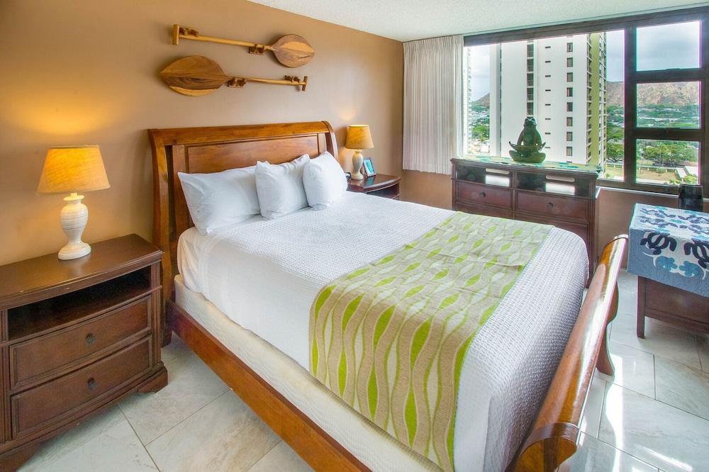 Waikiki Banyan By Koko Resorts - photo 14