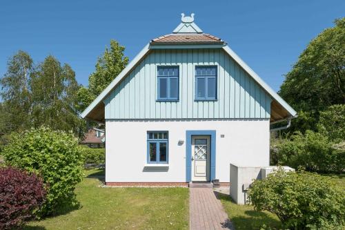 Ferienhaussiedlung Strandperlen Weidenhof 6b — carbon neutral stay, Wustrow