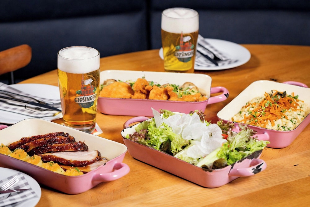 מזון ומשקאות