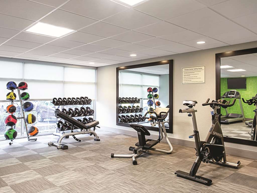 La Quinta Inn & Suites by Wyndham Baltimore N White Marsh - photo 9