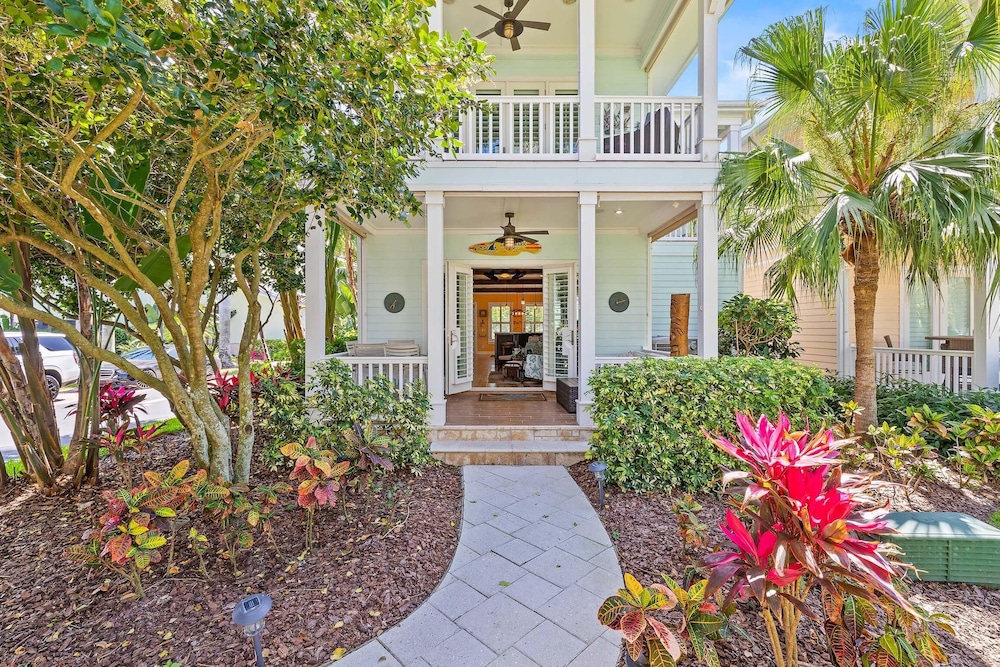 Outriggers 18 Happy Daze in New Smyrna Beach, United States