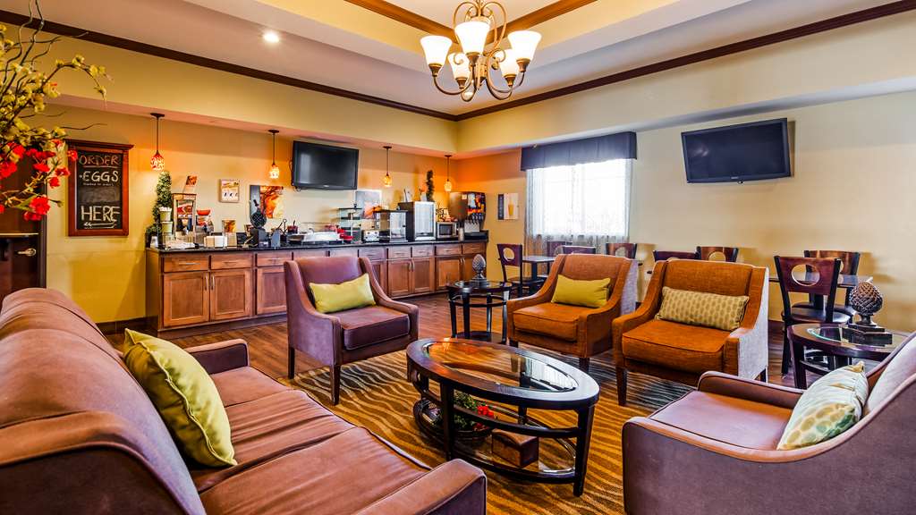 Best Western Plus Seminole Hotel & Suites - photo 20