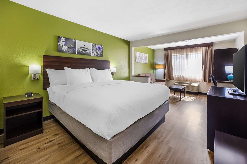 Sleep Inn & Suites Salina I 135 - photo 21