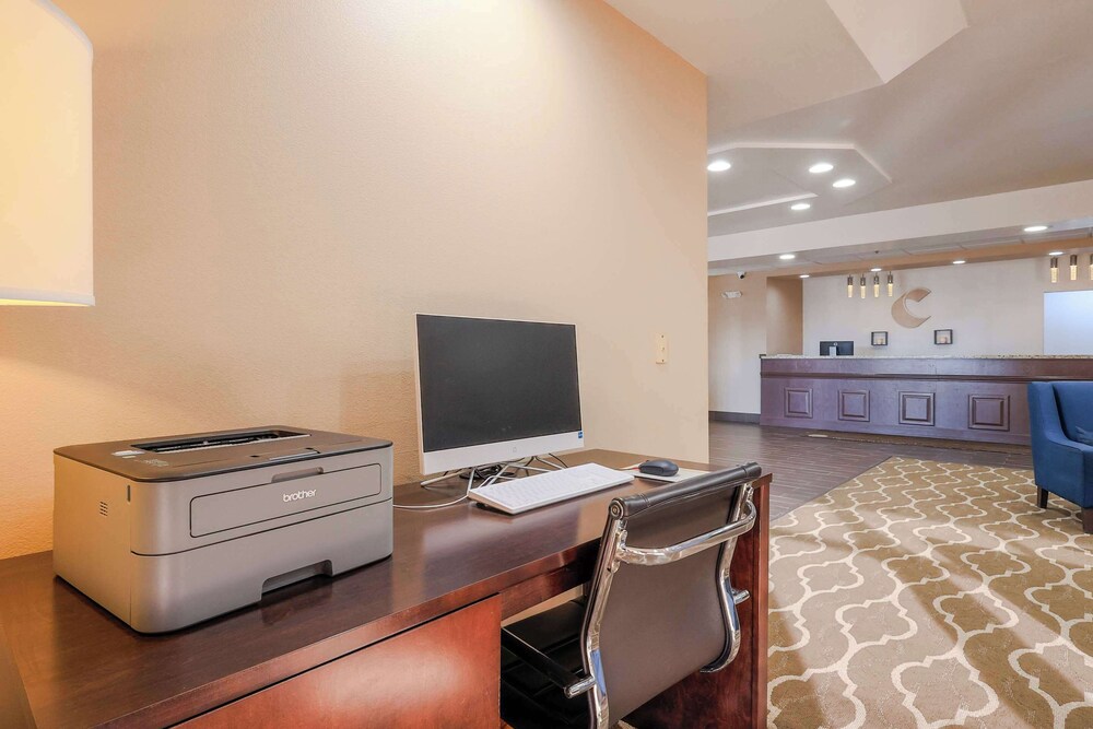 Comfort inn Ottawa Kansas - photo 22