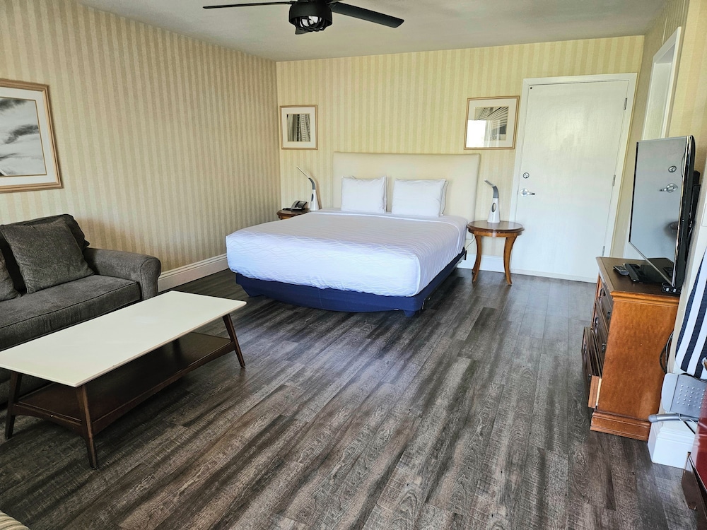 Wharf Inn - photo 36