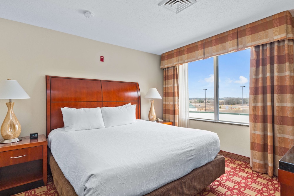 Hilton Garden Inn Starkville - photo 47