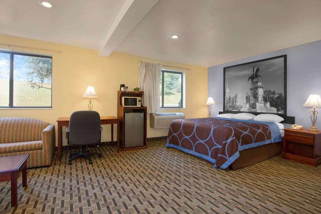 Super 8 by Wyndham Lynchburg VA - photo 7