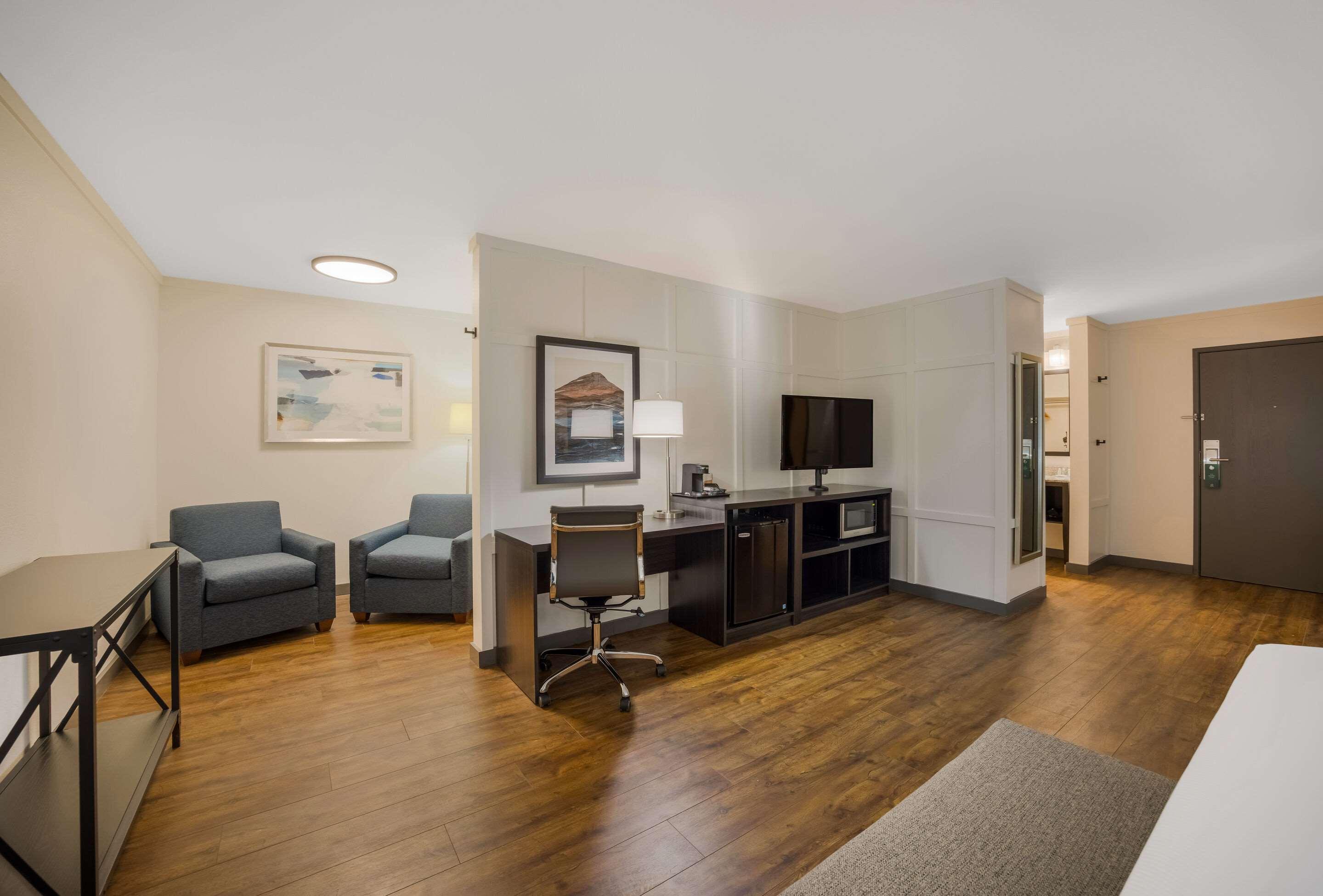 Quality Inn & Suites Castle Rock SW Denver - photo 25