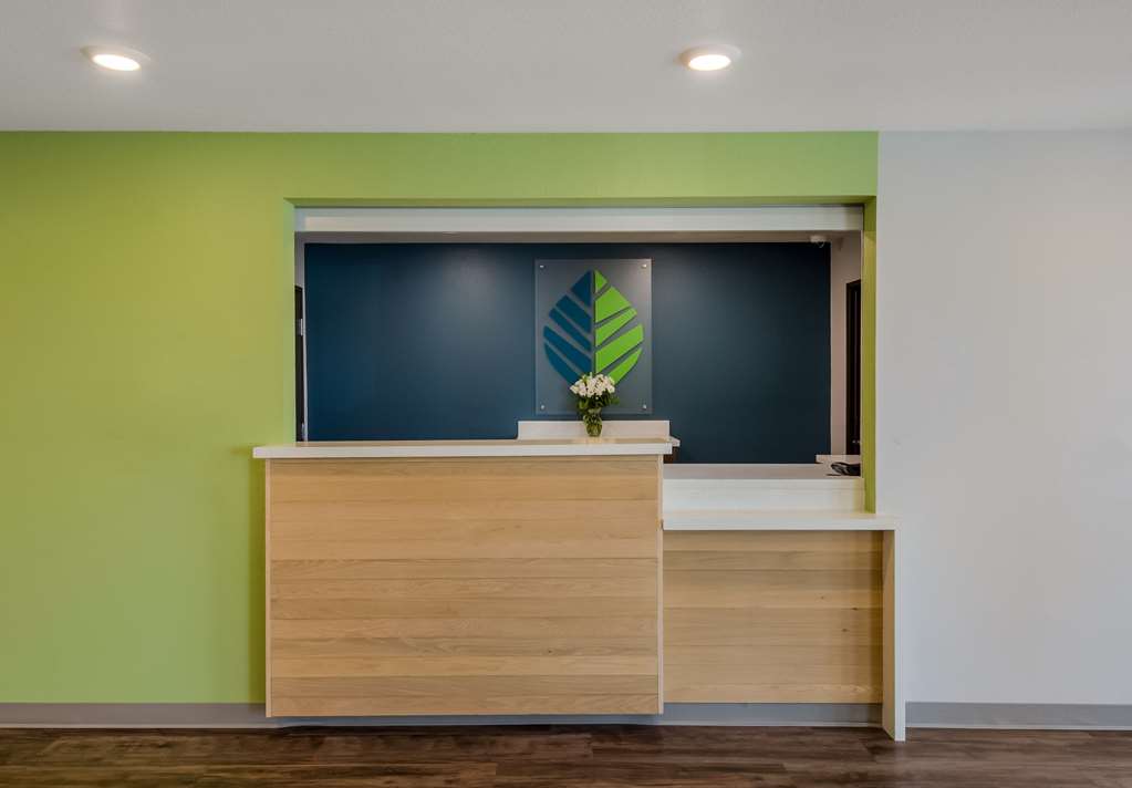 WoodSpring Suites Roanoke - photo 7