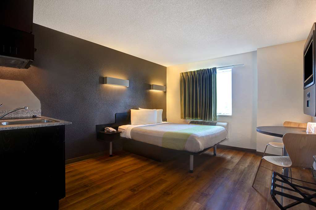 Motel 6 Gilroy CA - photo 17