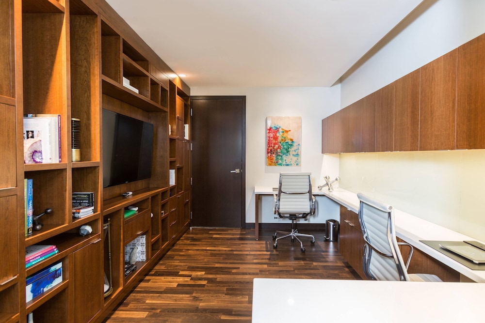 JW Marriott Houston Downtown - photo 21