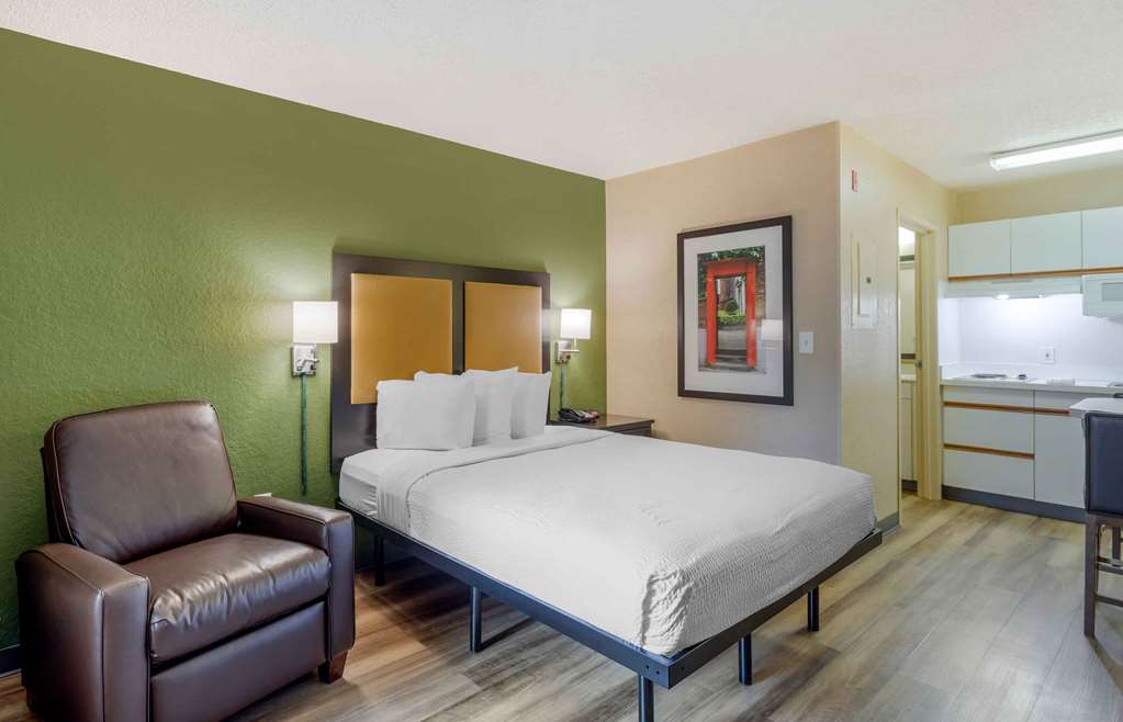 Extended Stay America Suites Nashville Franklin Cool Springs - photo 9