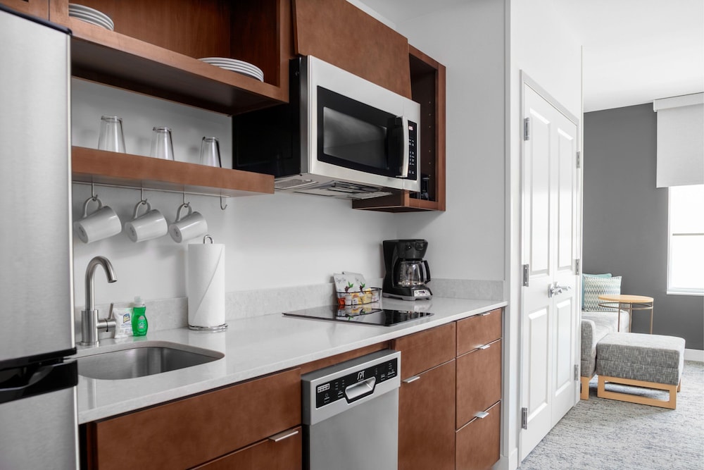 TownePlace Suites by Marriott Tampa Clearwater - photo 6