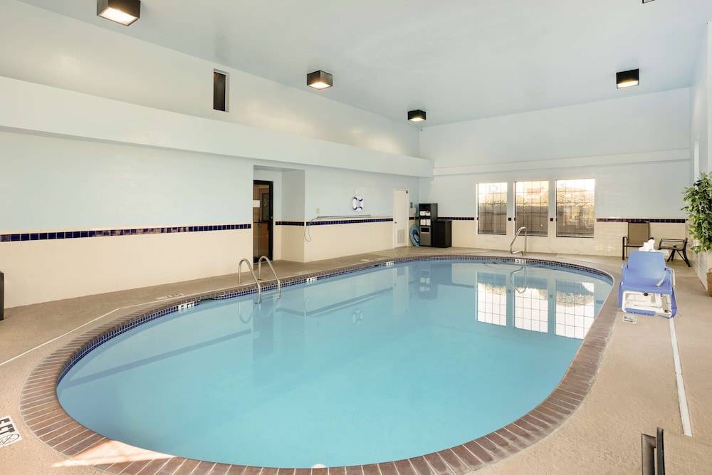 Best Western Plus Lonoke Hotel - photo 27