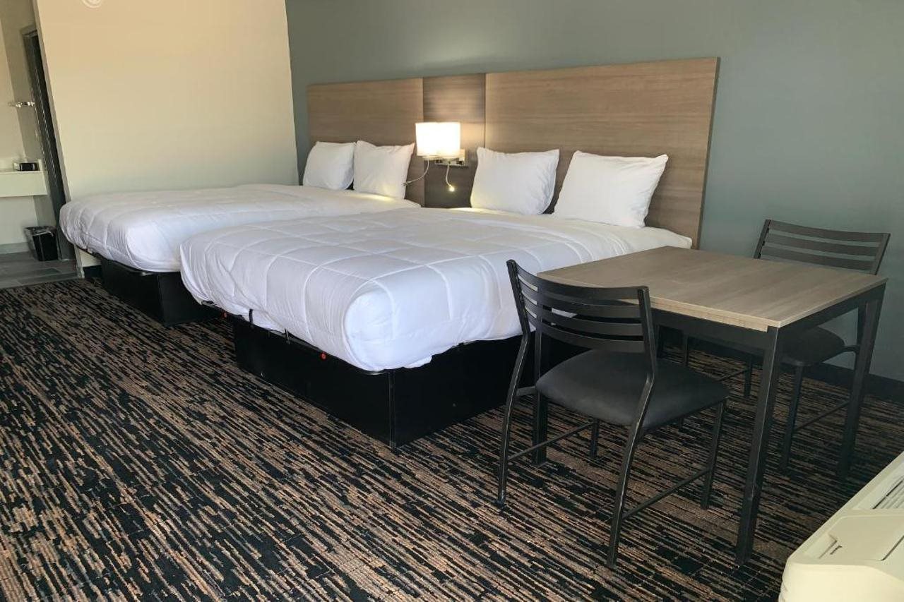 Super 8 by Wyndham Sulphur South in Sulphur, United States