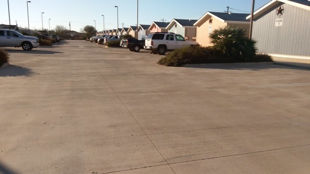 Eagle Inn & Suites - photo 16