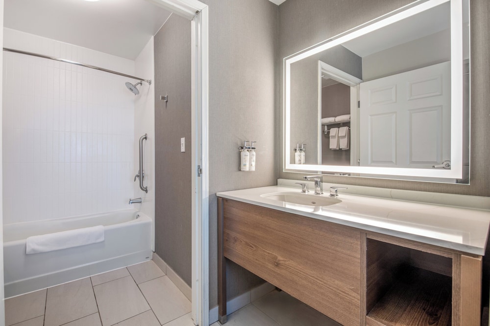 Staybridge Suites Rocklin Roseville Area by IHG - photo 30