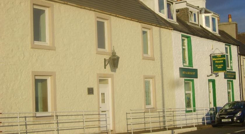 The Auld Cairn in Prestwick, United Kingdom