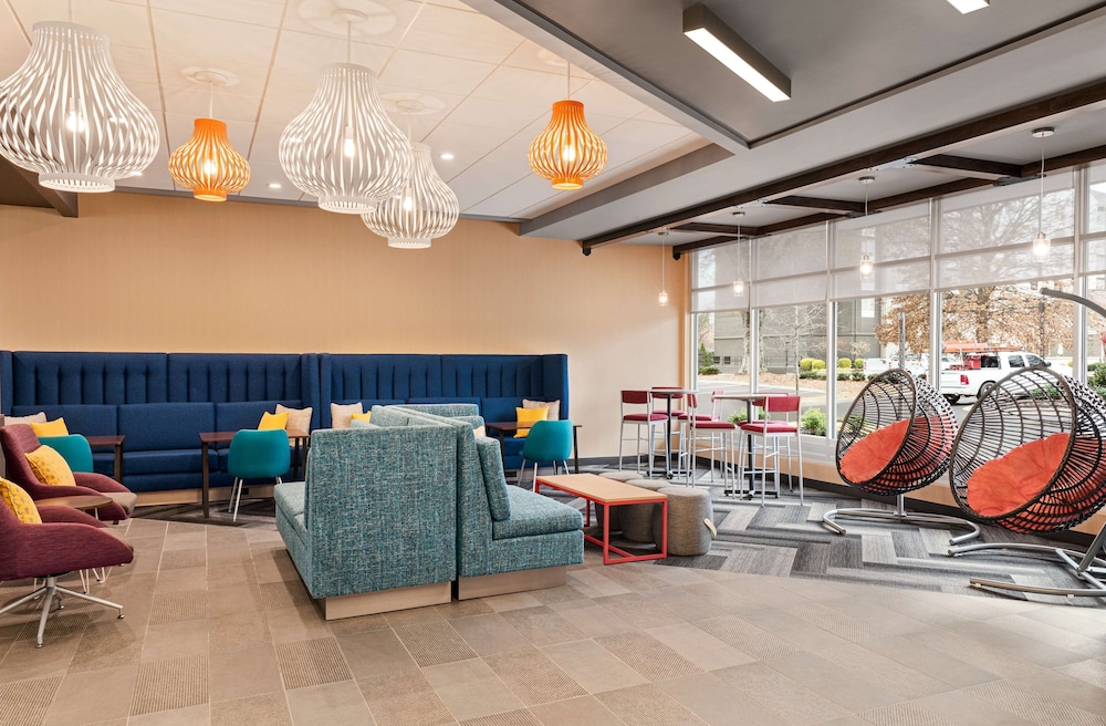 Tru by Hilton Greenville Woodruff Road - photo 2