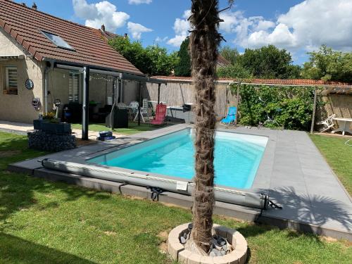 Nuit des étoiles gîte avec piscine et SPA communs in Sarreguemines, France