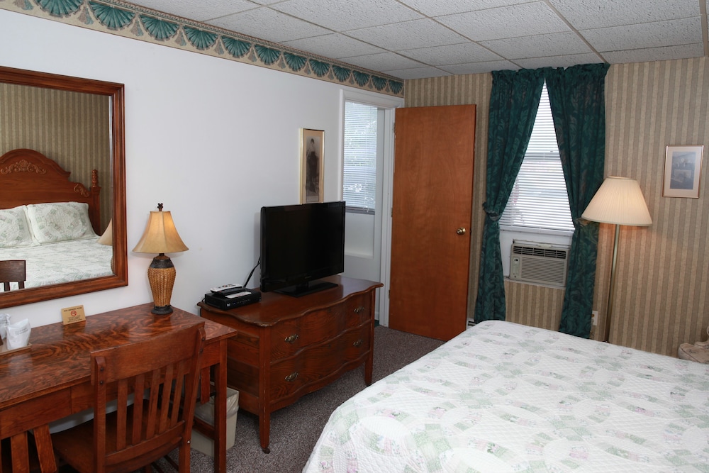 The Winter Inn - photo 14