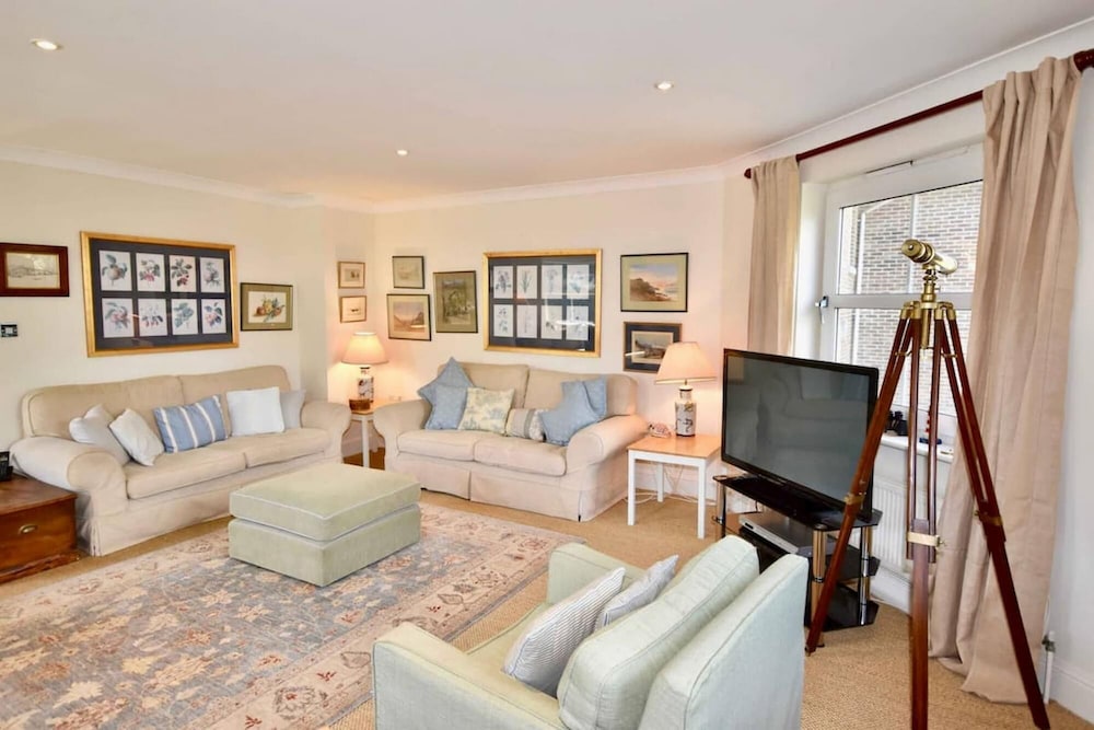 16 Solent Landing in Bembridge, United Kingdom