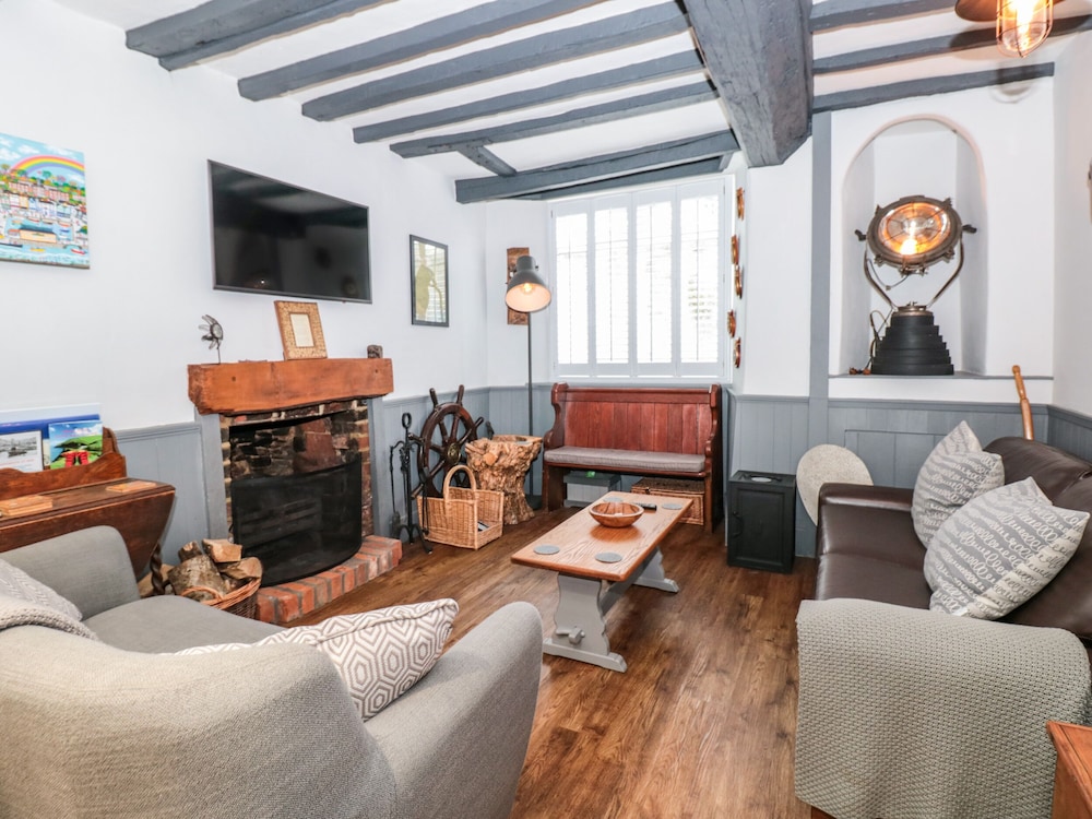 Dancing Beggars in Dartmouth, United Kingdom