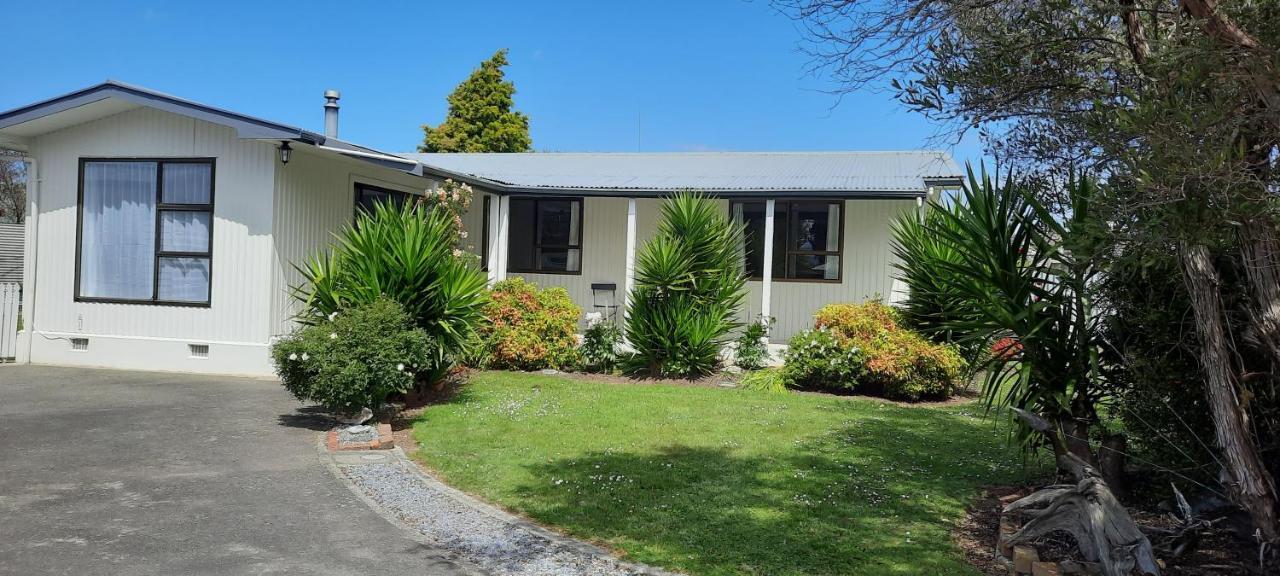 Cosy on Courtney in Motueka, New Zealand