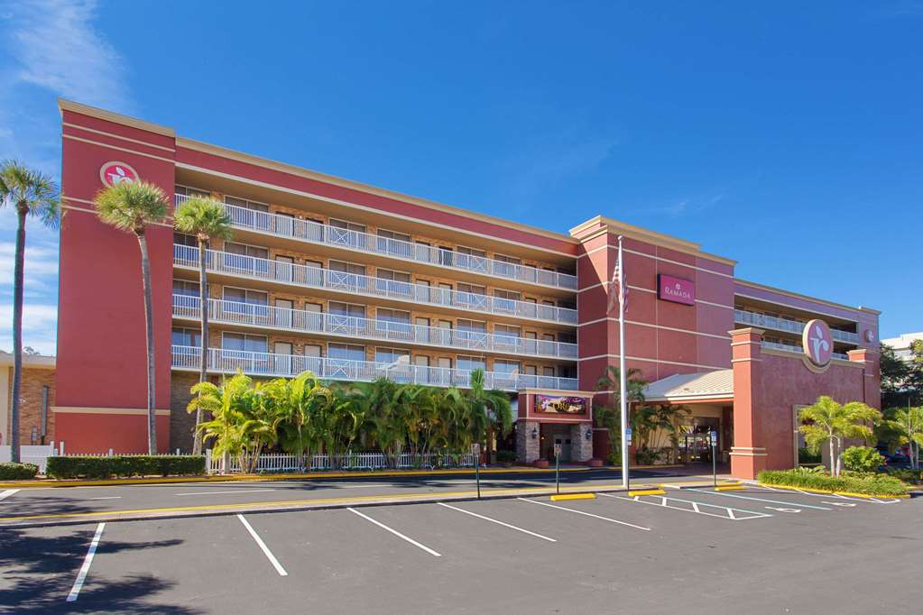 Ramada by Wyndham Tampa Westshore Airport South - photo 2