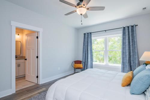 Suga Shack by Oak Island Accommodations - photo 36