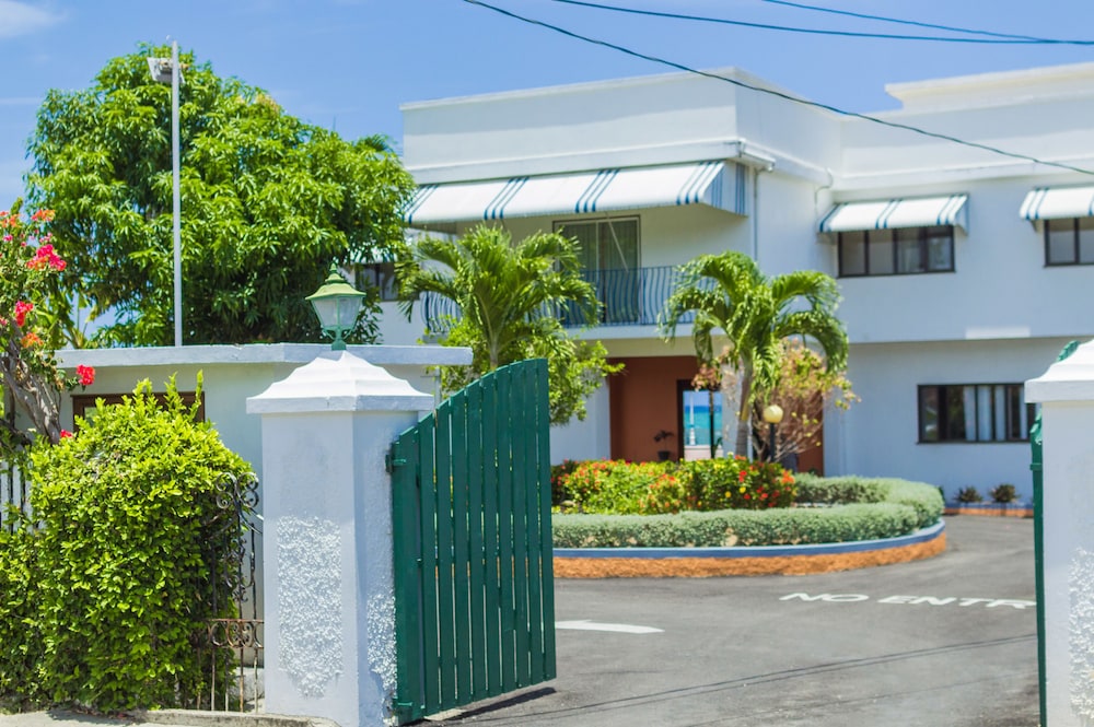 Seacrest Beach Hotel in Saint Ann's Bay, Jamaica