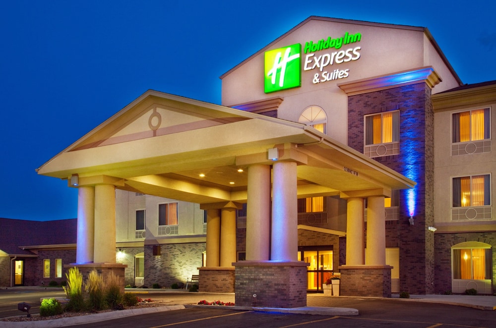 Holiday Inn Express & Suites Sheldon by IHG - photo 19