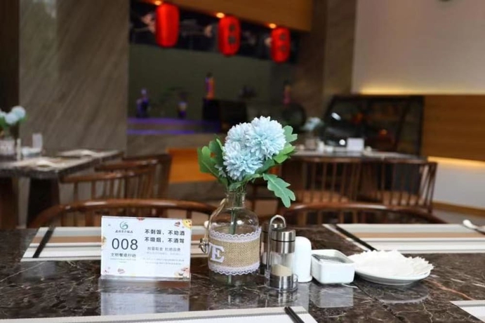 JunY Oriental Hotel — hotel in Haidian