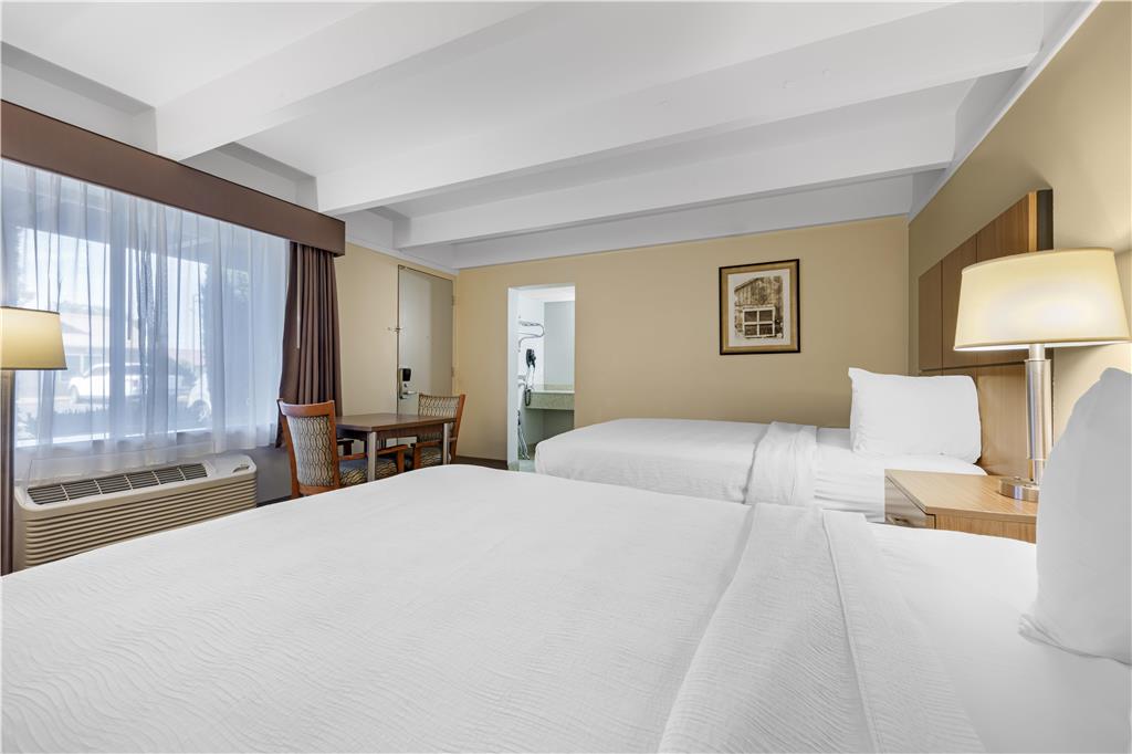 Best Western El Rancho Palacio - photo 12