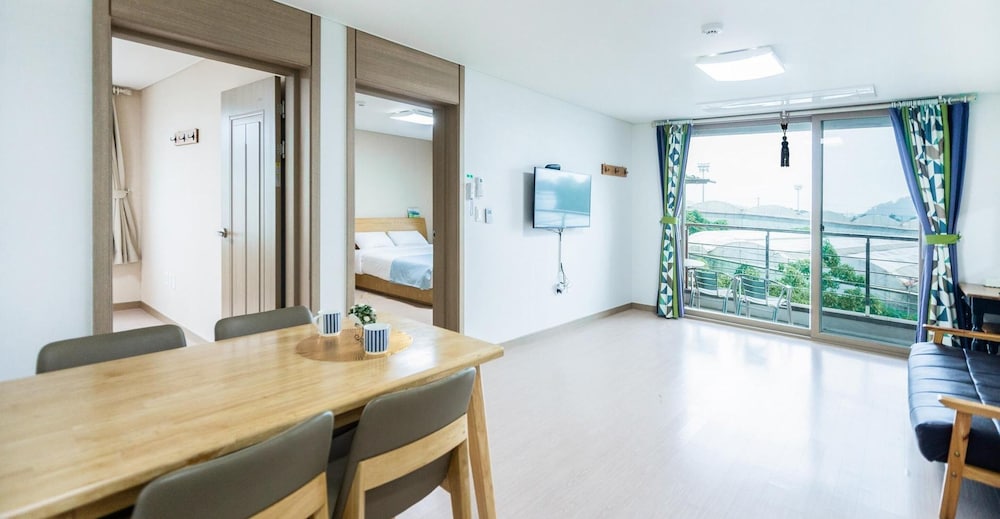 Dorami Pension — 4-Star Luxury Hotel in Seogwipo, South Korea