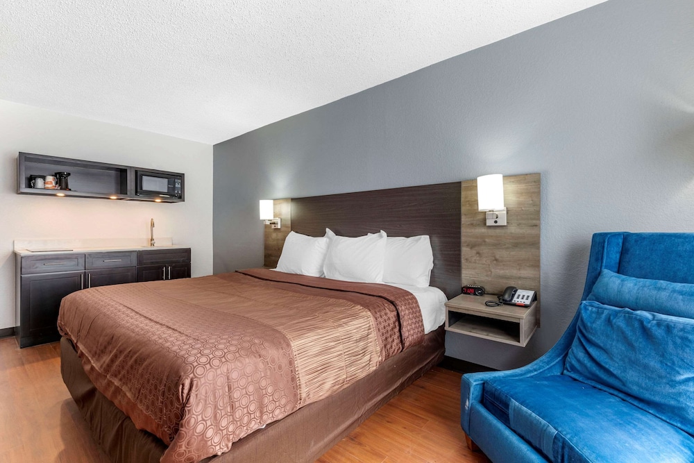 Quality Inn & Suites Sulphur Springs - photo 34