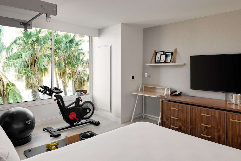 Hilton Los Angeles Culver City - photo 19