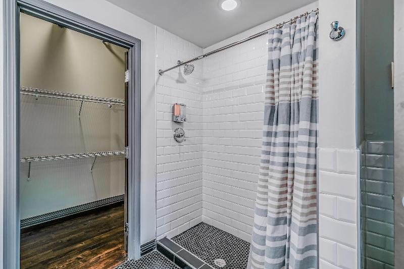 Luxury Downtown Dallas Stay by Amyfinehouse - photo 212
