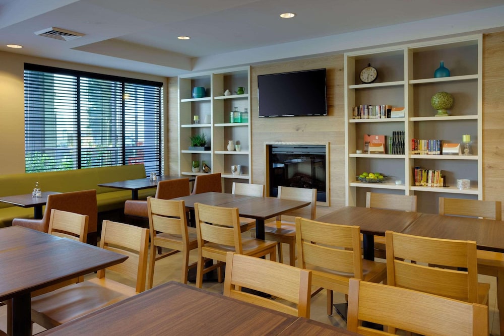 Country Inn & Suites by Radisson Frederick MD - photo 10