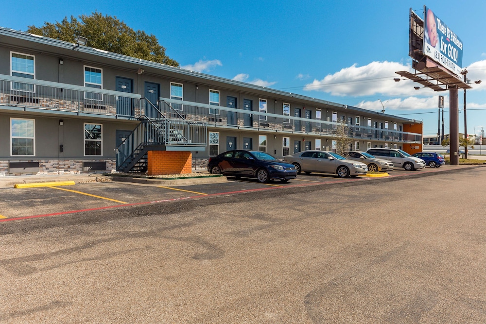 Motel 6 Temple TX — hotel in Temple