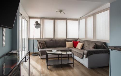 Piraeus Apartment with Endless View — Piraeus — photo 2