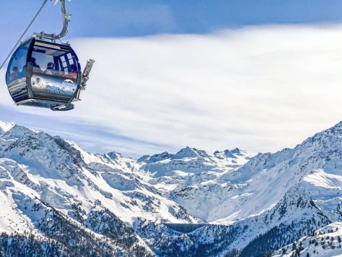 Apartment Cor des Alpes 16 by Interhome — 4-Star Luxury Hotel in Basse-Nendaz, Switzerland