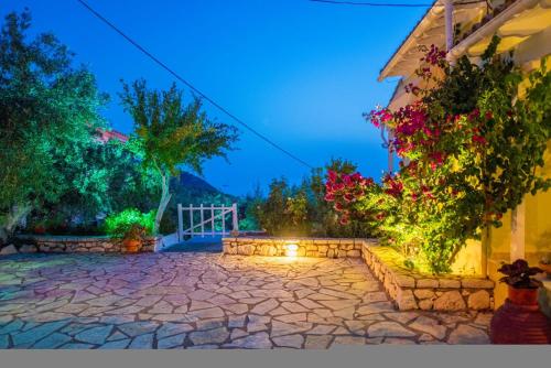 Caza Levantiera Kalamitsi Lefkada — Lefkada
