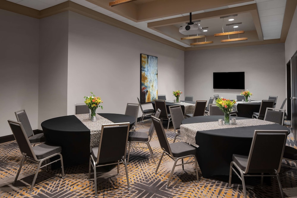Homewood Suites Springfield VA - photo 37