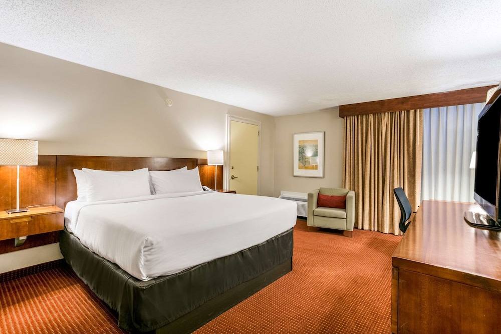 Clarion Hotel BWI Airport Arundel Mills - photo 12