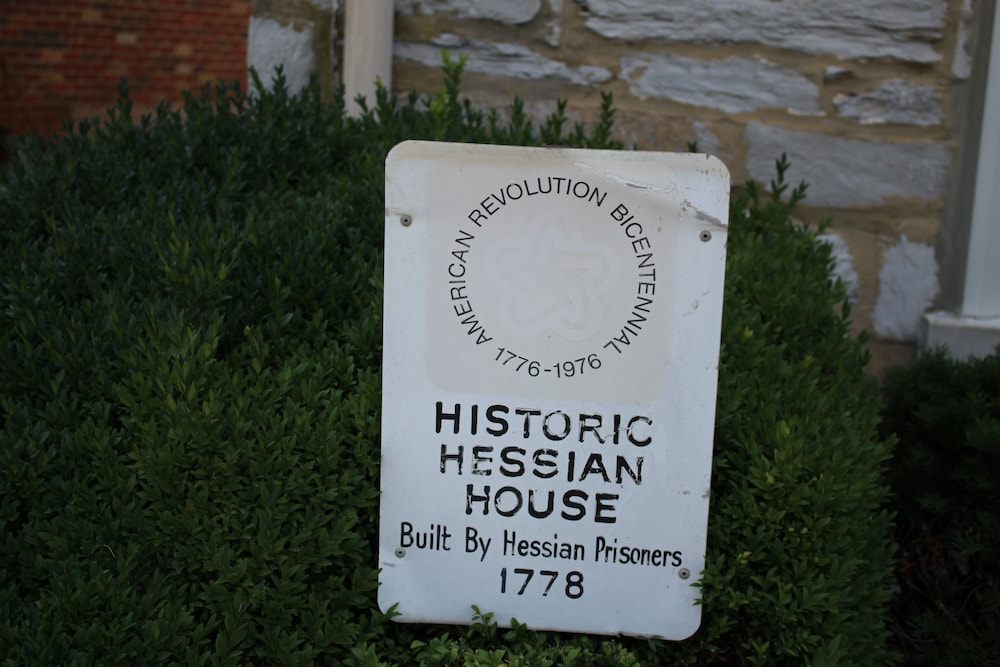 Hometown Inn Staunton - photo 25