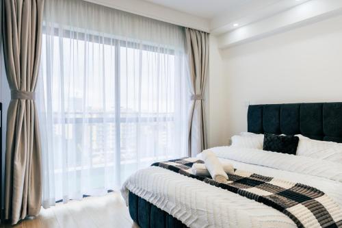 Riverside Lux 2bedroom condo